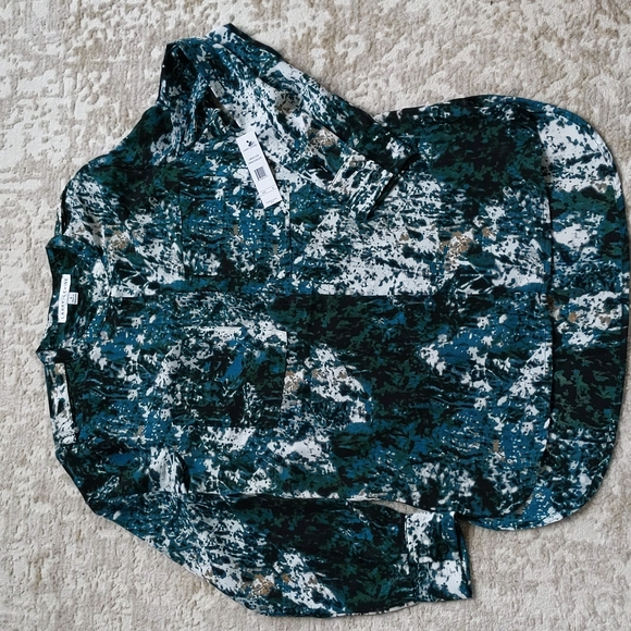 NEW Larry Levine Button Up Button Down High Low Blouse M Multicolored Scatter - Picture 11 of 16